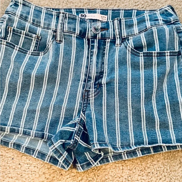 Striped Jean Shorts - Picture 2 of 5